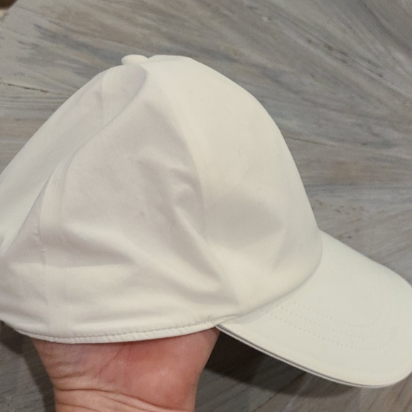 Lululemon white adjustable hat - Picture 4 of 5
